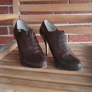 Max studio's Vintage heels.